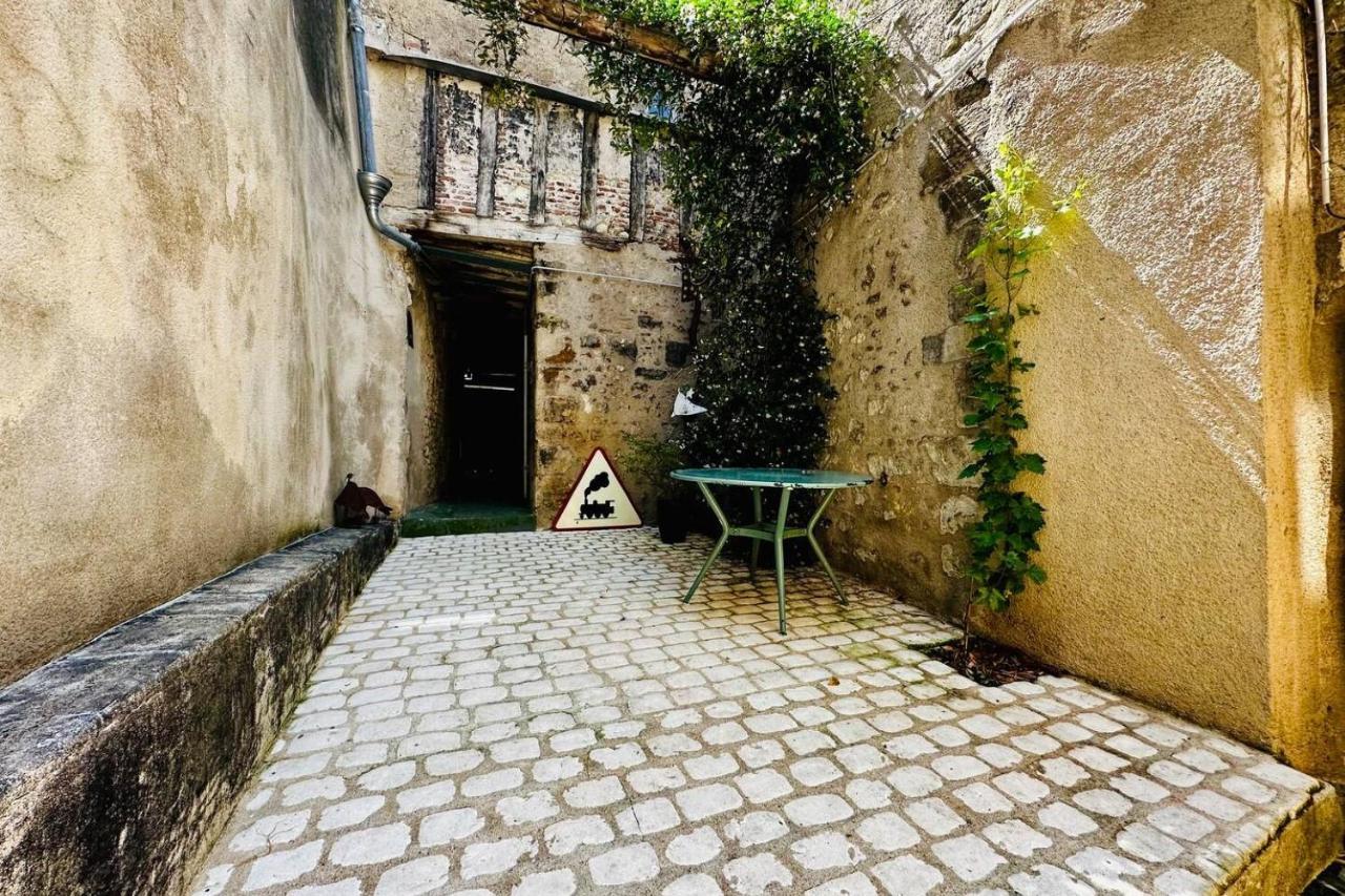 Terrasse Sur La Tour Garconnet Amboise
